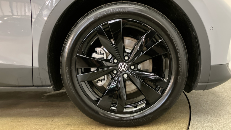 Volkswagen ID.4 210kW Black Edition Pro 77kWh 5dr Auto Electric Estate